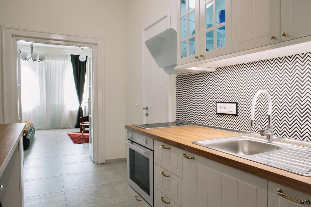 Design Apartment "Salon 535" เบลเกรด ภายนอก รูปภาพ